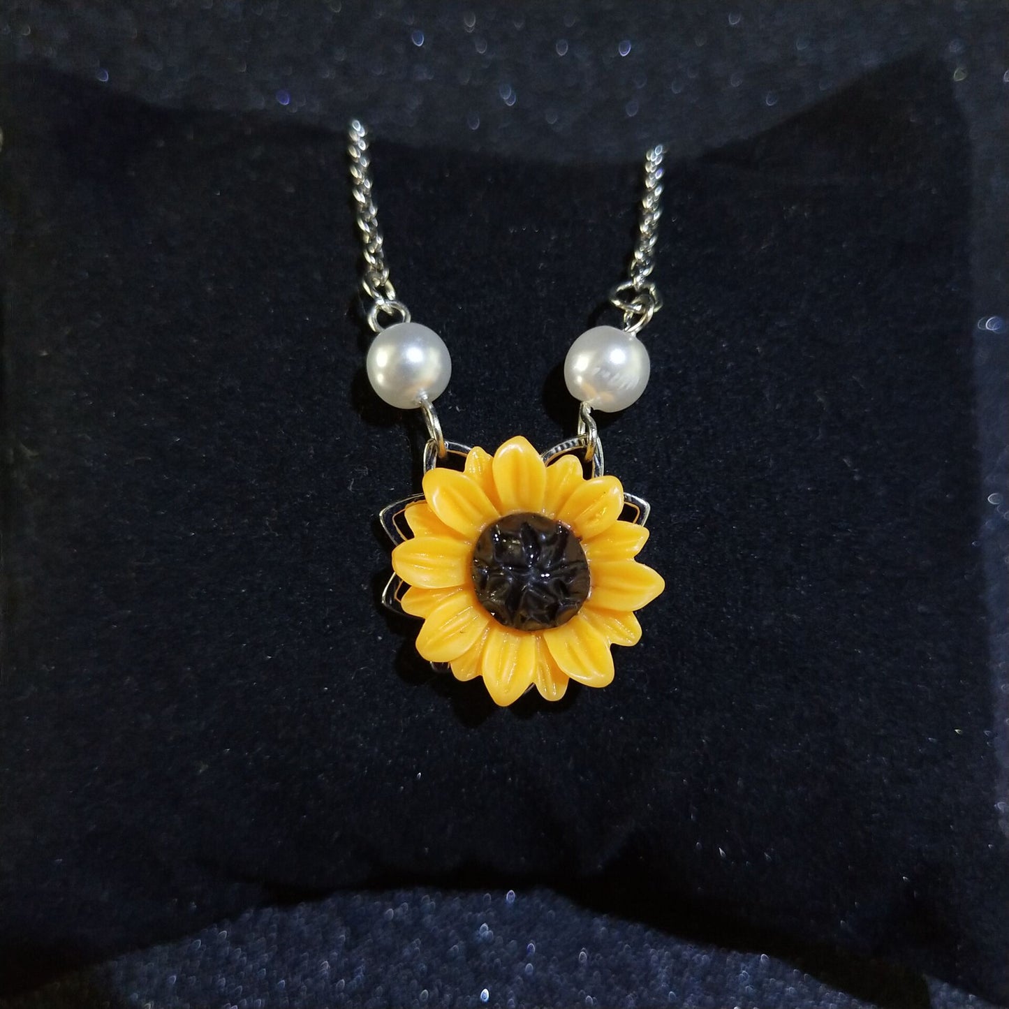 Jewelry Fashion Simple Sunflower Necklace Leaves Pearl Pendant Sweet Sunflower Clavicle Chain