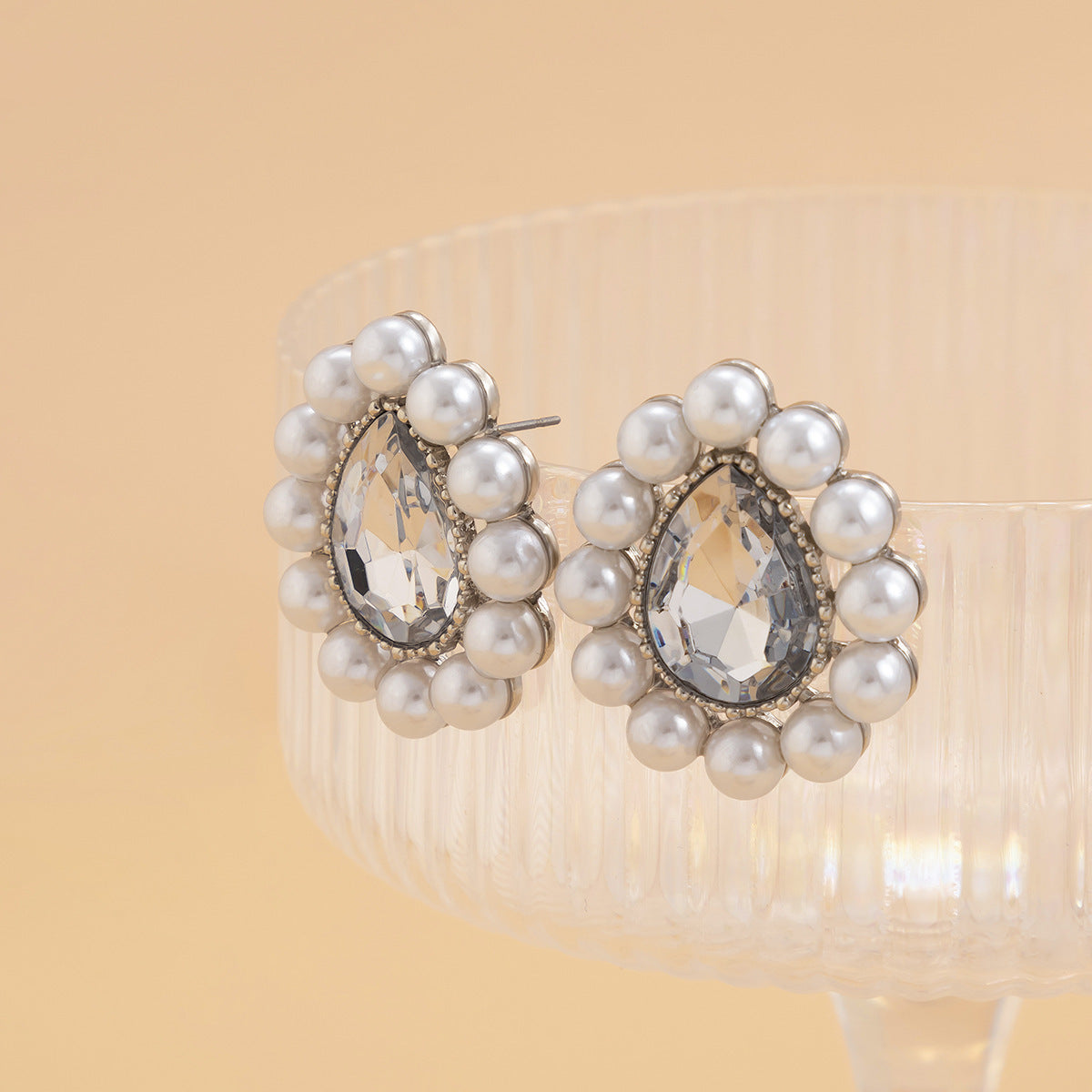 Jewelry retro micro-inlaid drop-shaped pearl niche earrings baroque medieval stained glass earrings