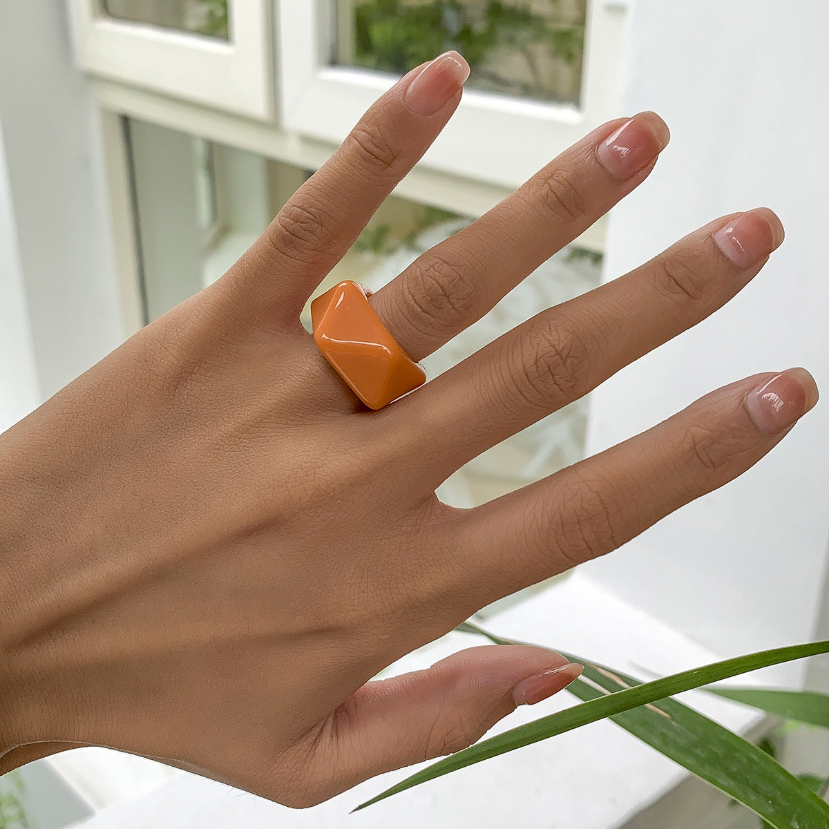 Trendy colorful acrylic plain ring fashion simple geometric rhombus resin ring jewelry