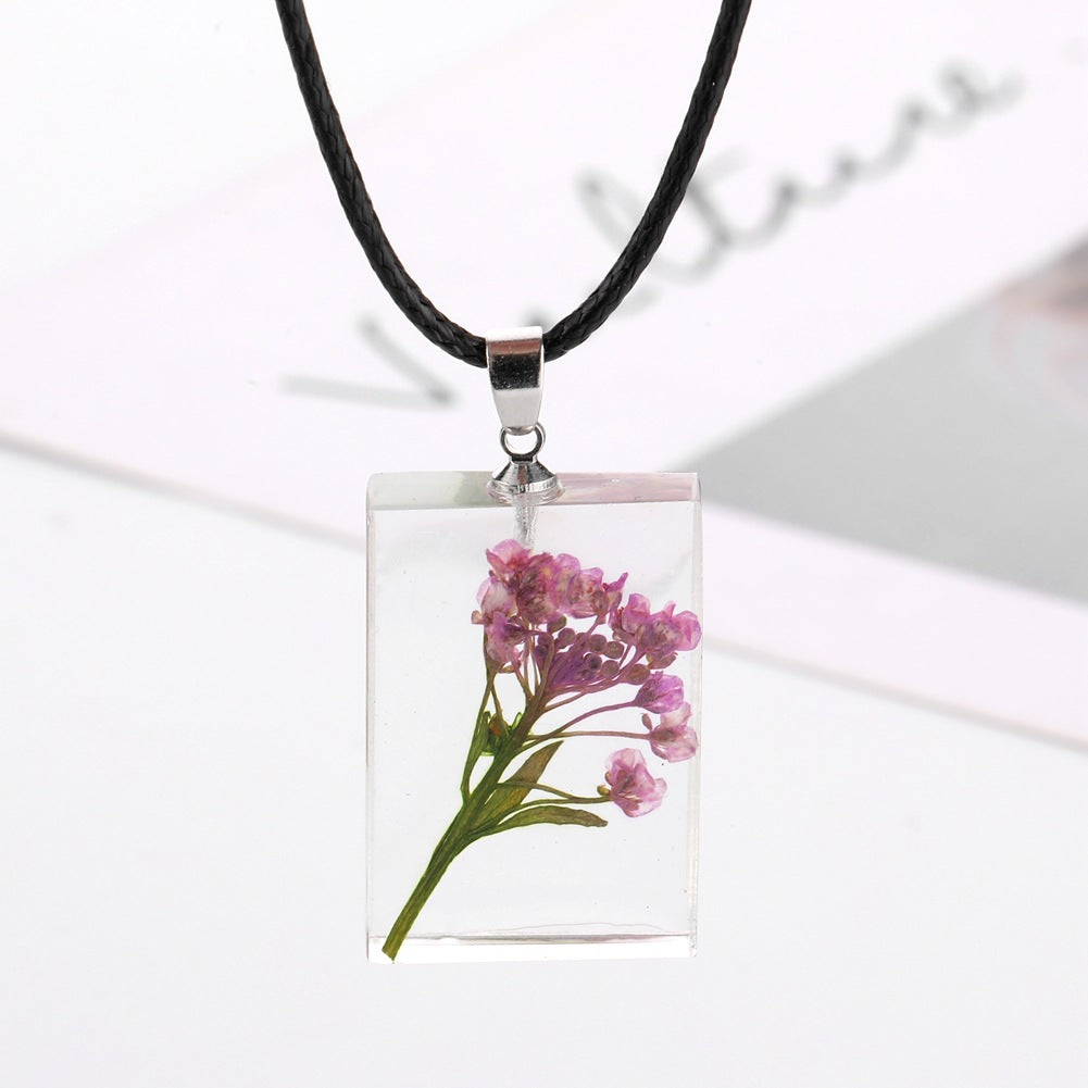 Fashion Simple Rectangle Resin Dried Flower Crystal Seagrass Necklace Necklace