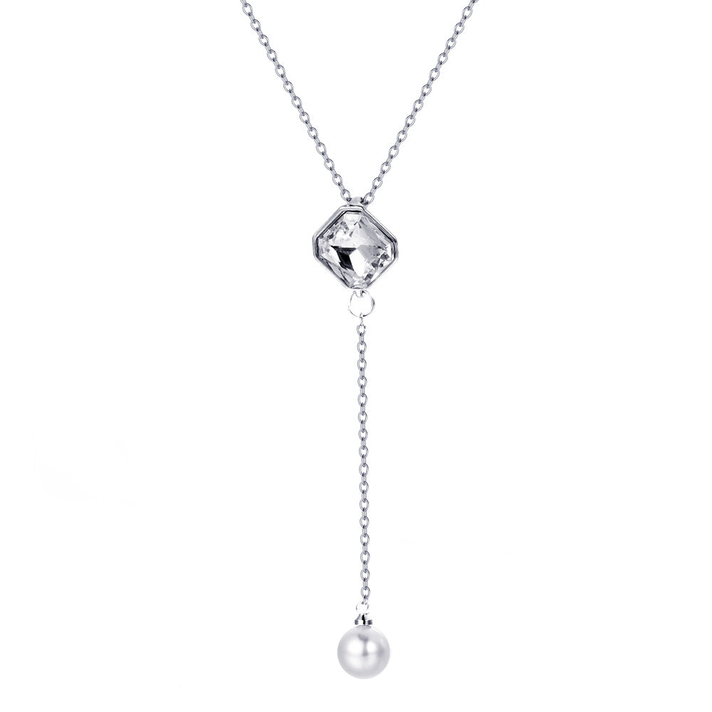 Simple and cold zircon pendant necklace fashion five-pointed star key cat clavicle chain niche design
