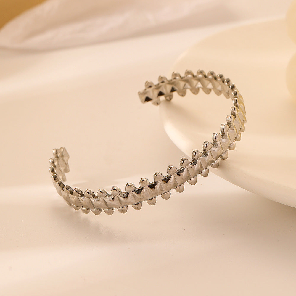 Simple personality fashion retro niche stainless steel opening ladies round coin sun bracelet