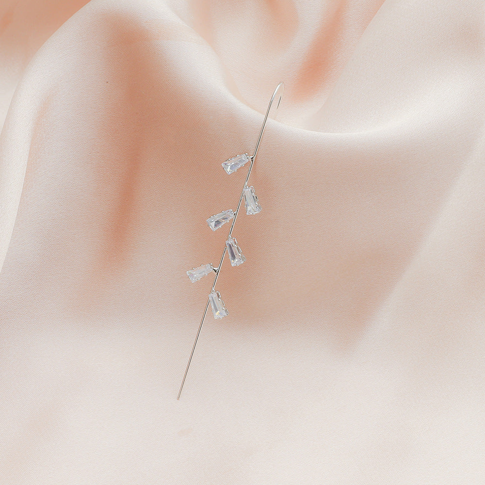 Piercing Ear Needles Temperament Inlaid Zircon Earrings Star Letters Surrounding Auricle Style Slash Earrings