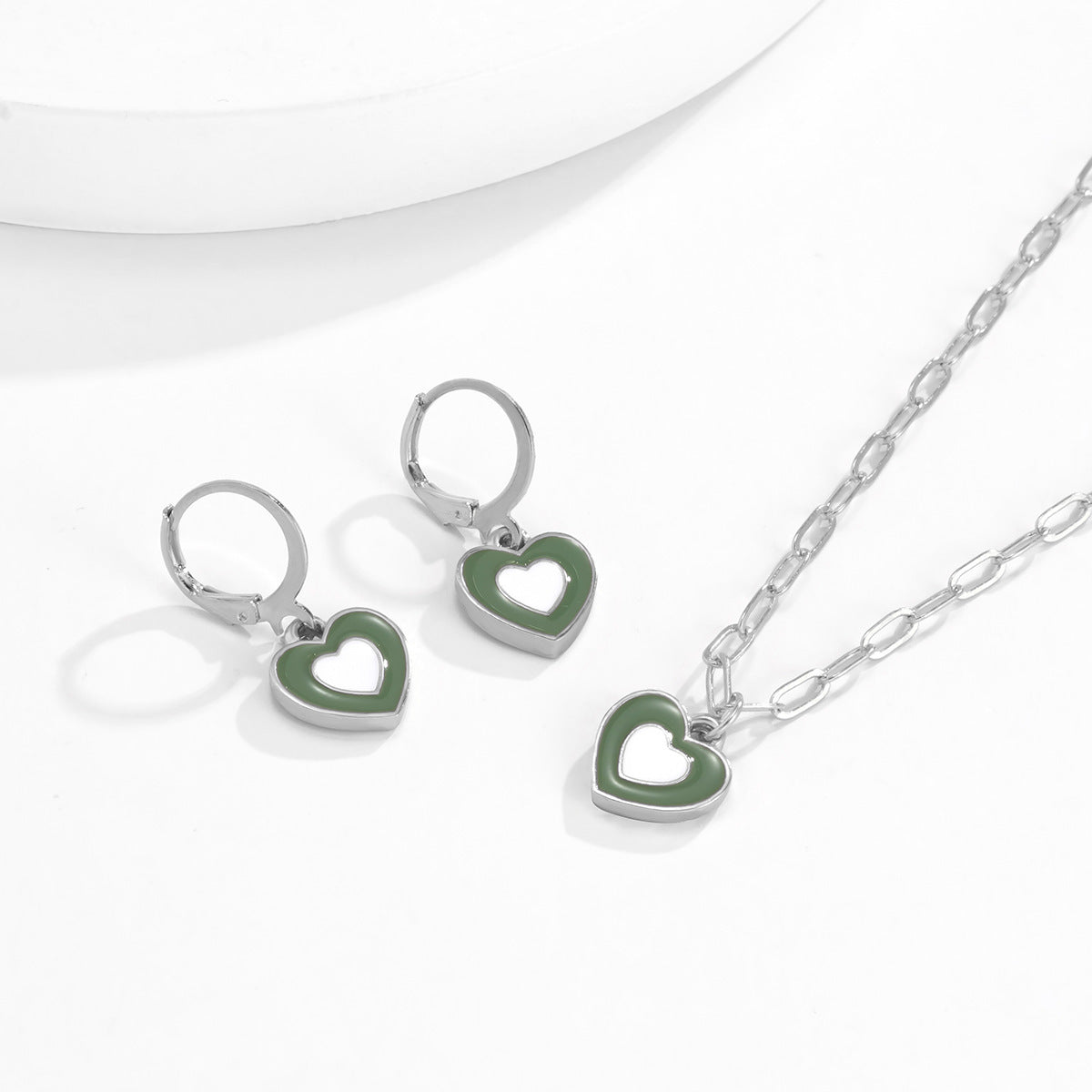 Jewelry Painting Nectarine Heart Metal Cross Chain Necklace Simple Temperament Clavicle Pastoral Necklace Female