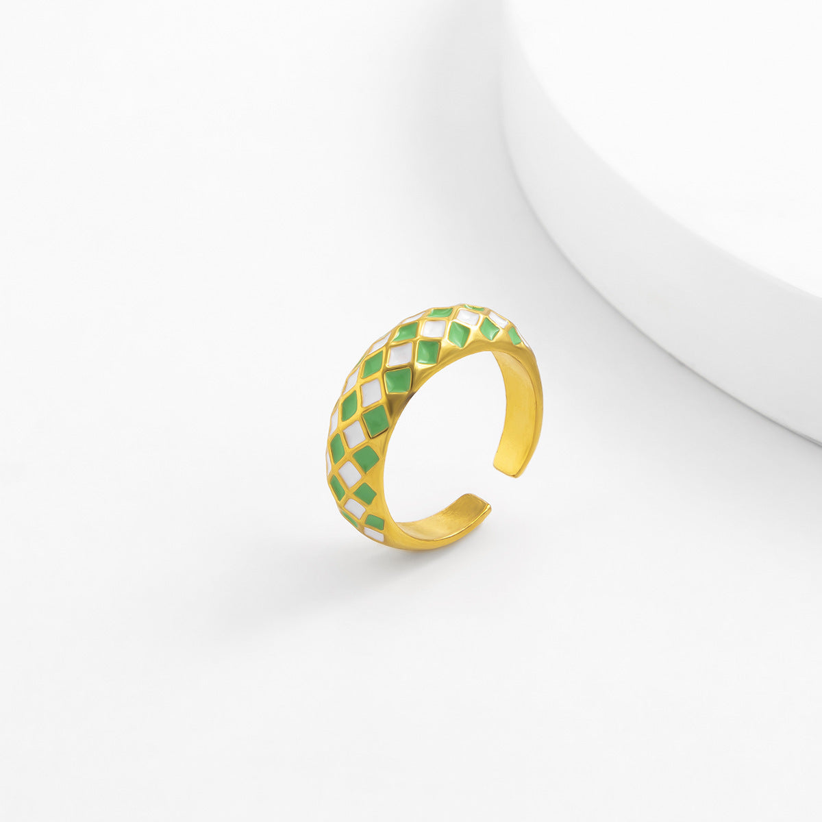 Metal micro-inlaid imitation gold index finger ring ring retro checkerboard color drop oil ring for women