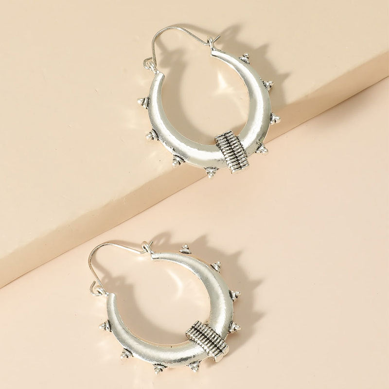 Retro Simple Hollow Earrings Creative Metal Geometric Earrings Earrings Exaggerated Irregular Round Earrings For Women