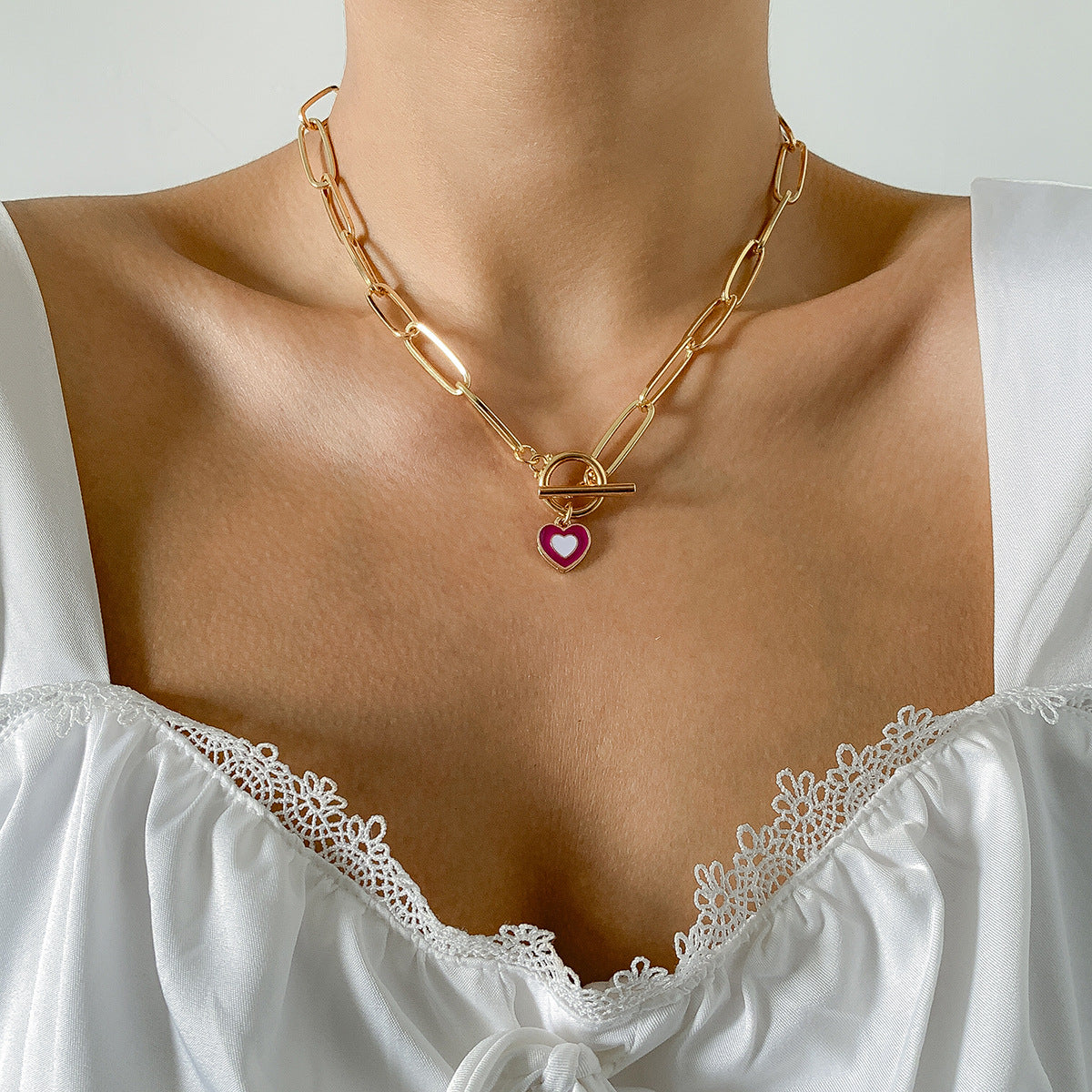 Jewelry hip-hop metal ot buckle chain collarbone necklace retro simple drop nectarine heart-shaped necklace
