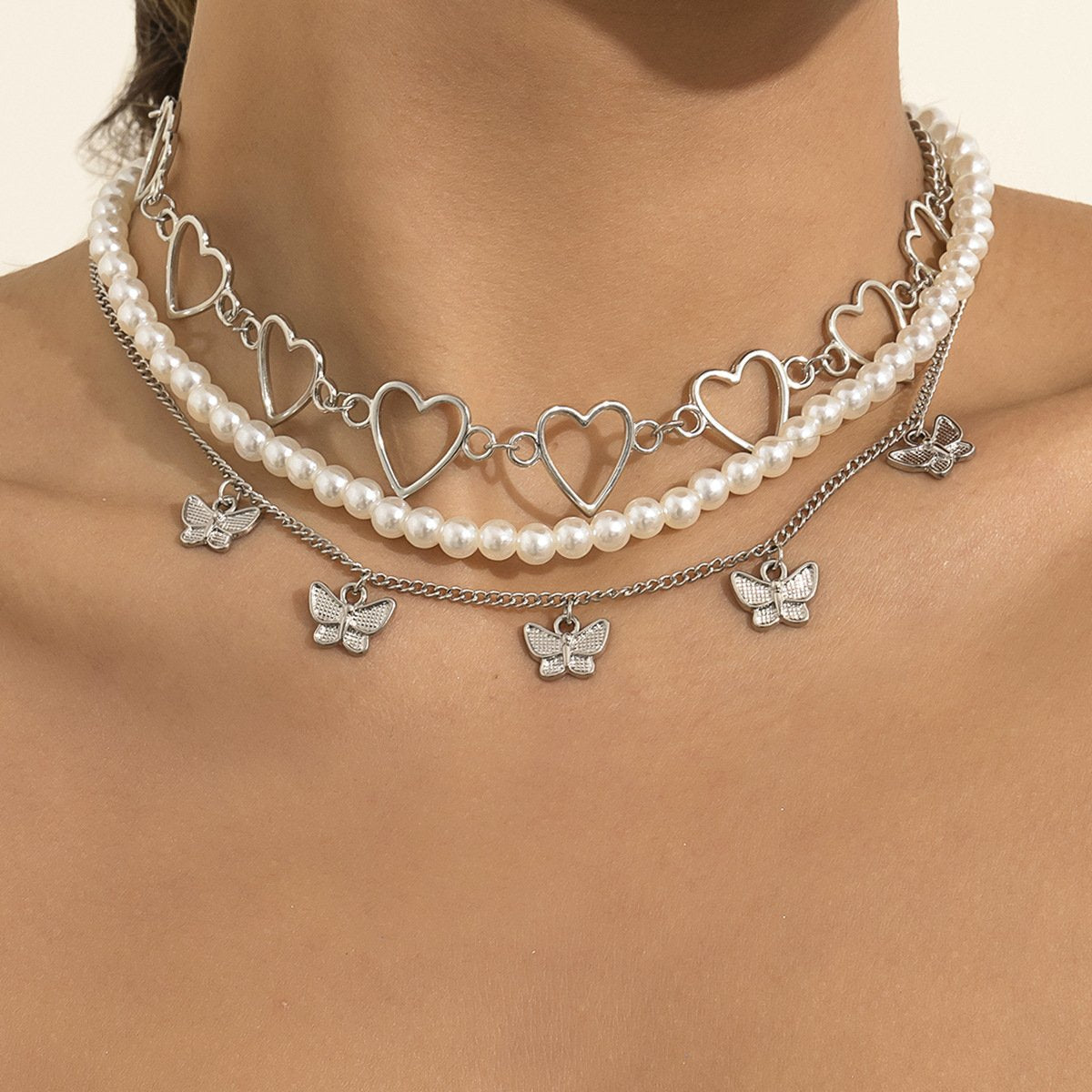Jewelry Temperament Simple Butterfly Peach Heart Clavicle Necklace Retro Versatile Pearl Beaded Necklace Women
