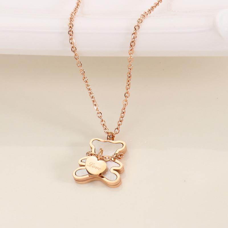 Titanium Steel Love Necklace Female White Fritillaria Beating Heart Bear Clavicle Chain Jewelry