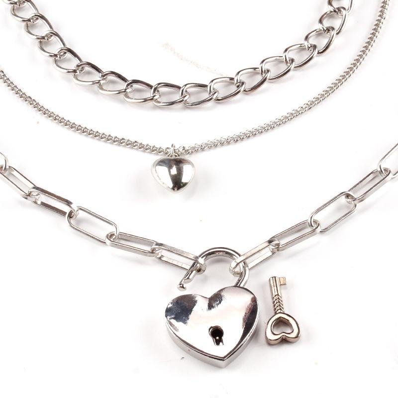 Unlockable personalized necklace couple lock and peach heart pendant necklace boudoir honey love padlock multi-layer set chain