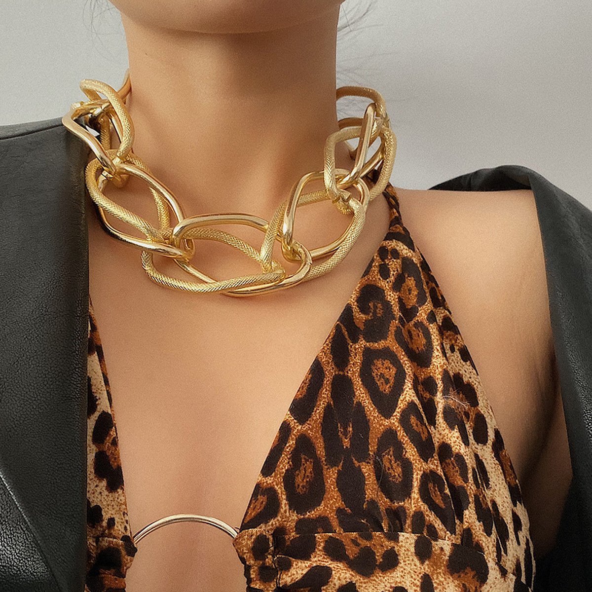 Jewelry personality exaggerated hip-hop glossy frosted necklace female punk alloy thick chain necklace
