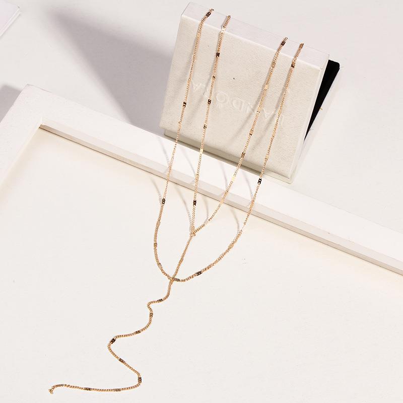 Sexy double-layer short necklace female clavicle chain ins necklace multi-layer choker body sweater chain long