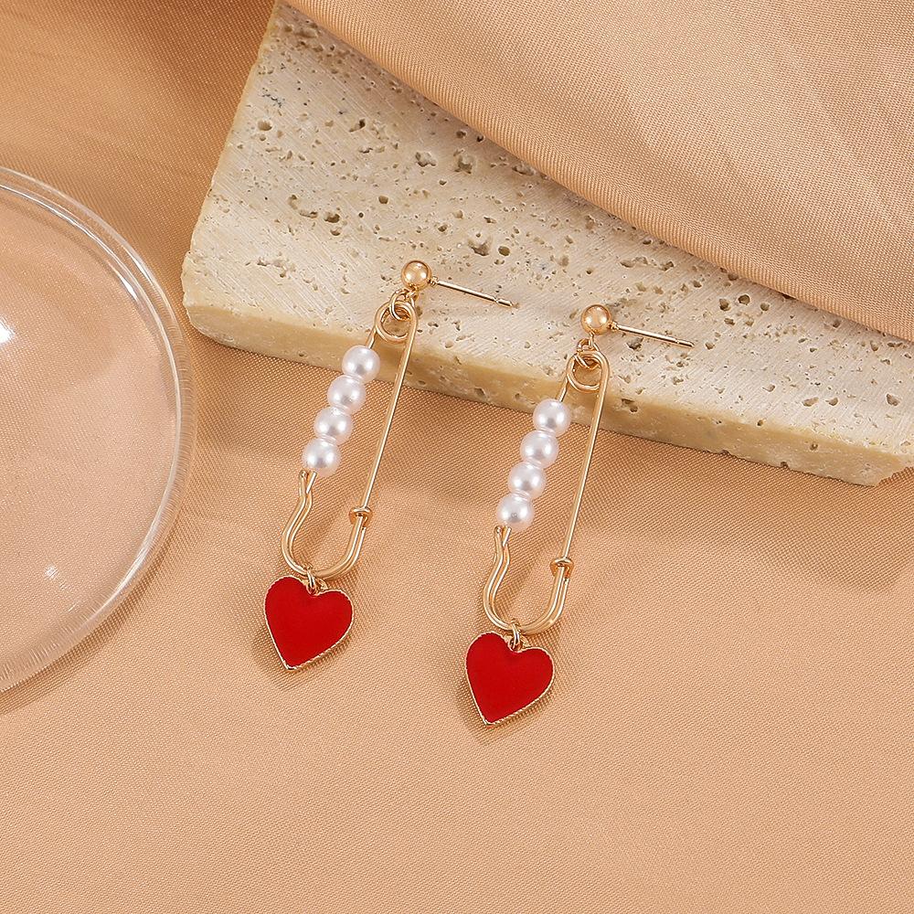 Pearl paperclip earrings female retro fashion creative love pendant earrings ins net red earrings