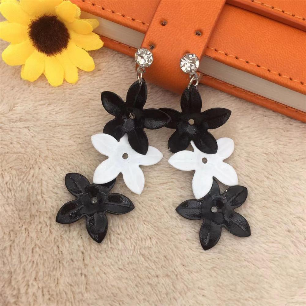 Multi-layer hollow black and white leaf tassel earrings exaggerated retro personality simple all-match earrings earrings women