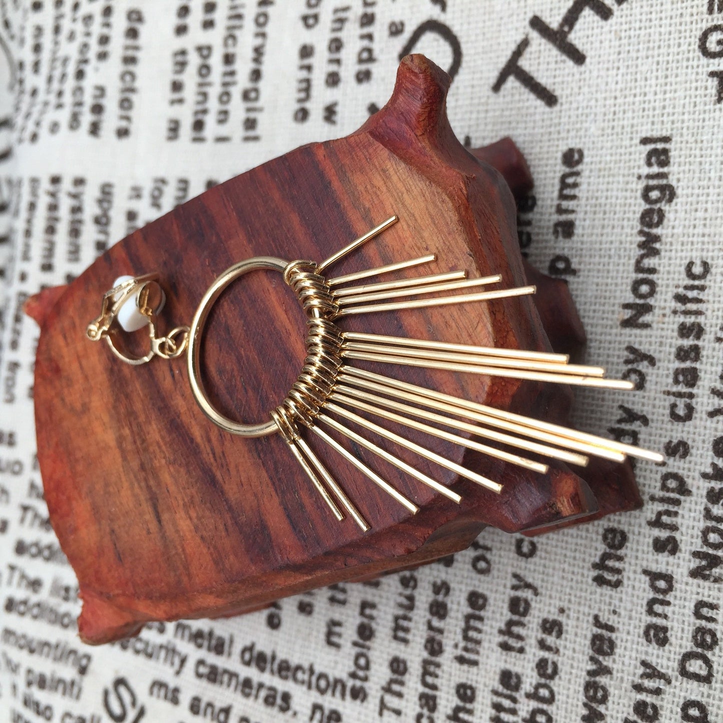 Minority tassel ear clips can be worn with or without ear piercing Indian ear jewelry stall jewelry