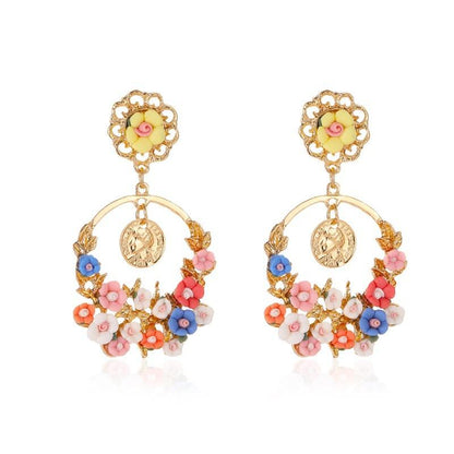 Exaggerated pastoral earrings female retro large circle flower earrings beautiful small fresh baroque earrings