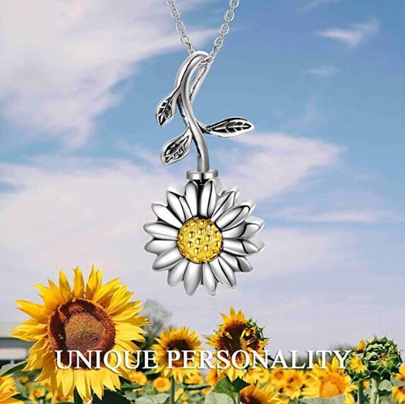 Sunflower Blossom Openable Pet Urn Pendant Necklace Necklace Clavicle Chain