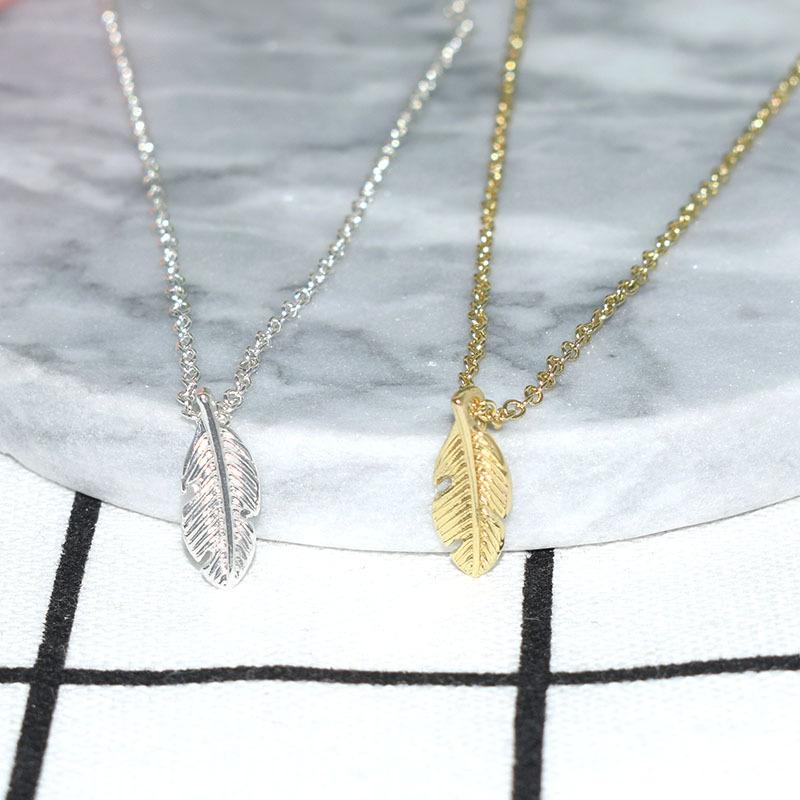 18 years jewelry leaf leaf necklace pendant female clavicle chain animal feather small plant popular