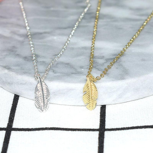 18 years jewelry leaf leaf necklace pendant female clavicle chain animal feather small plant popular