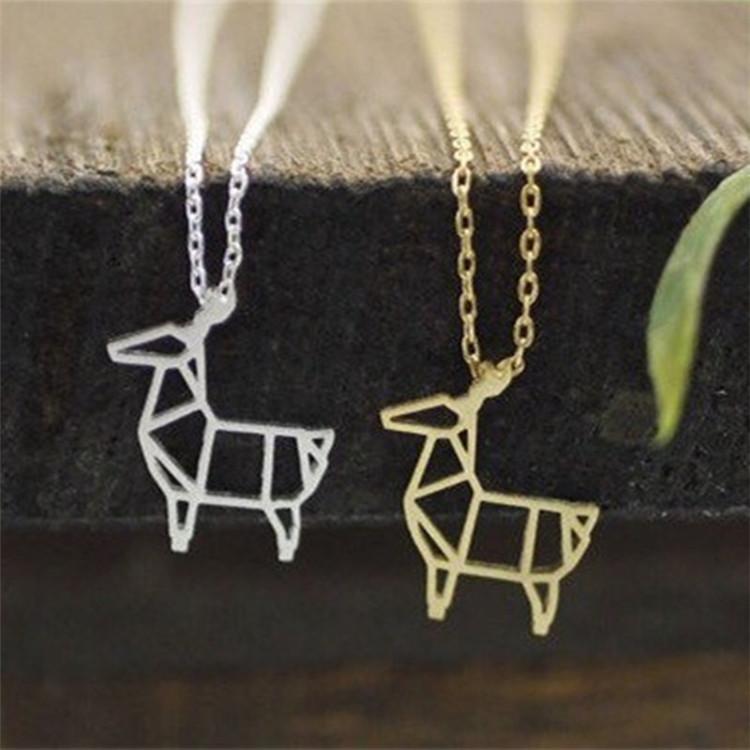 Sweet little elk necklace cute alpaca small animal hollowed out deer pony clavicle chain jewelry