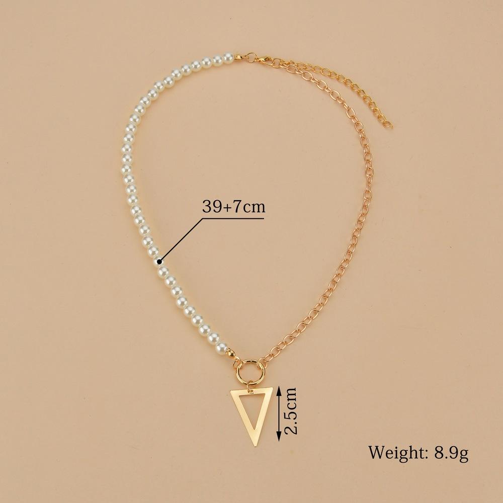 Small Fresh Triangle Pendant Necklace Fashion Imitation Pearl Necklace Ladies Accessories