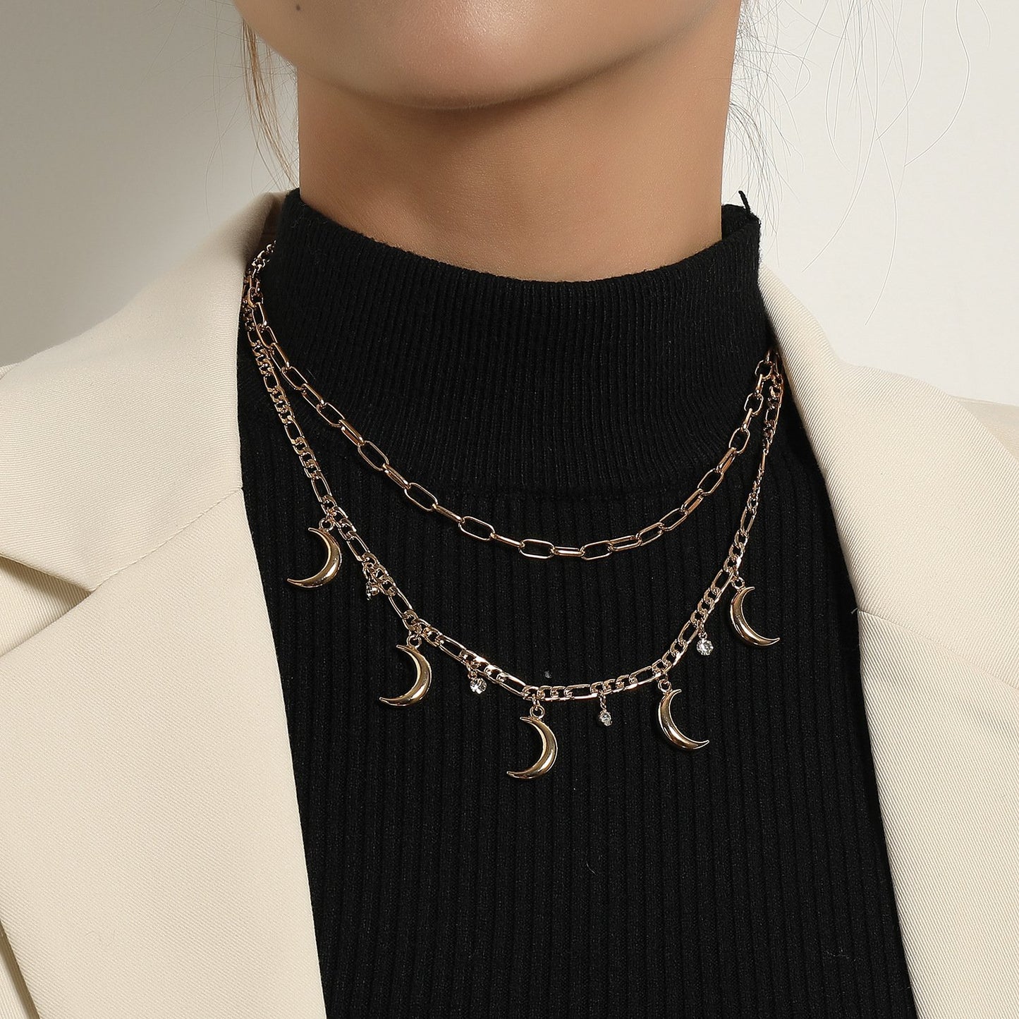 Jewelry Geometric Metal Crescent Rhinestone Pendant Necklace Women's Fashion Trendy Multi-layer Sweater Necklace