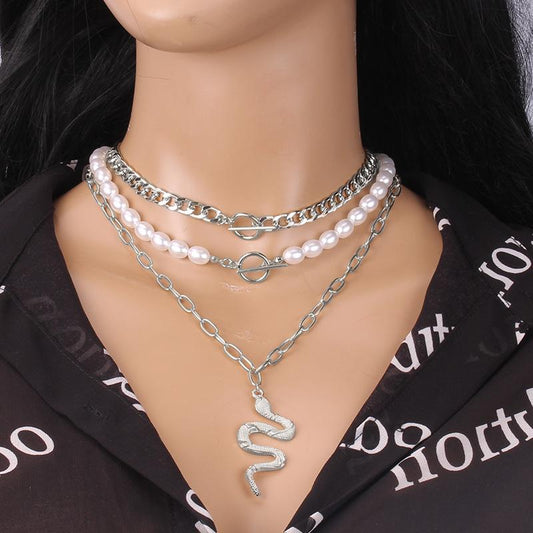 Ins super fire black agate peach heart clavicle chain imitation pearl necklace female trendy net red clavicle chain heart-shaped necklace