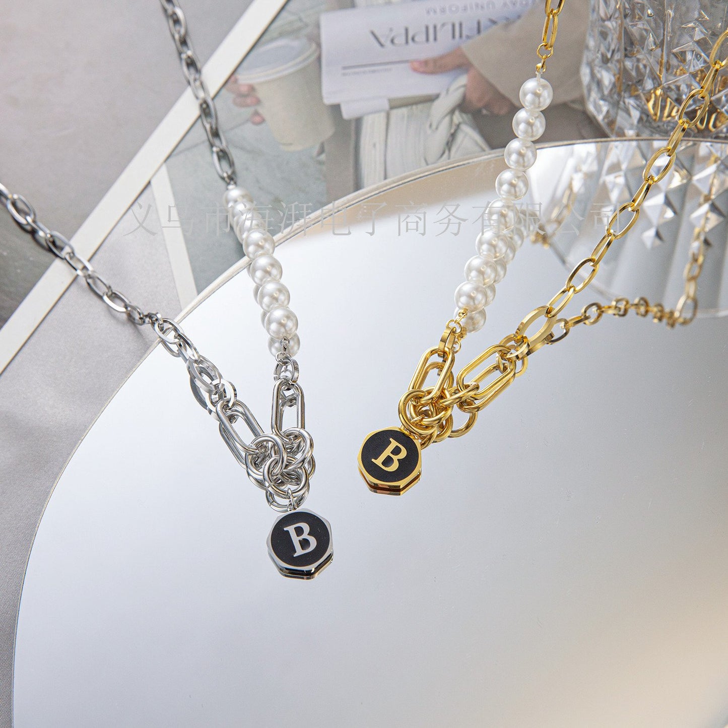 Light luxury letter pendant necklace Christmas sweater chain necklace temperament pearl B letter necklace