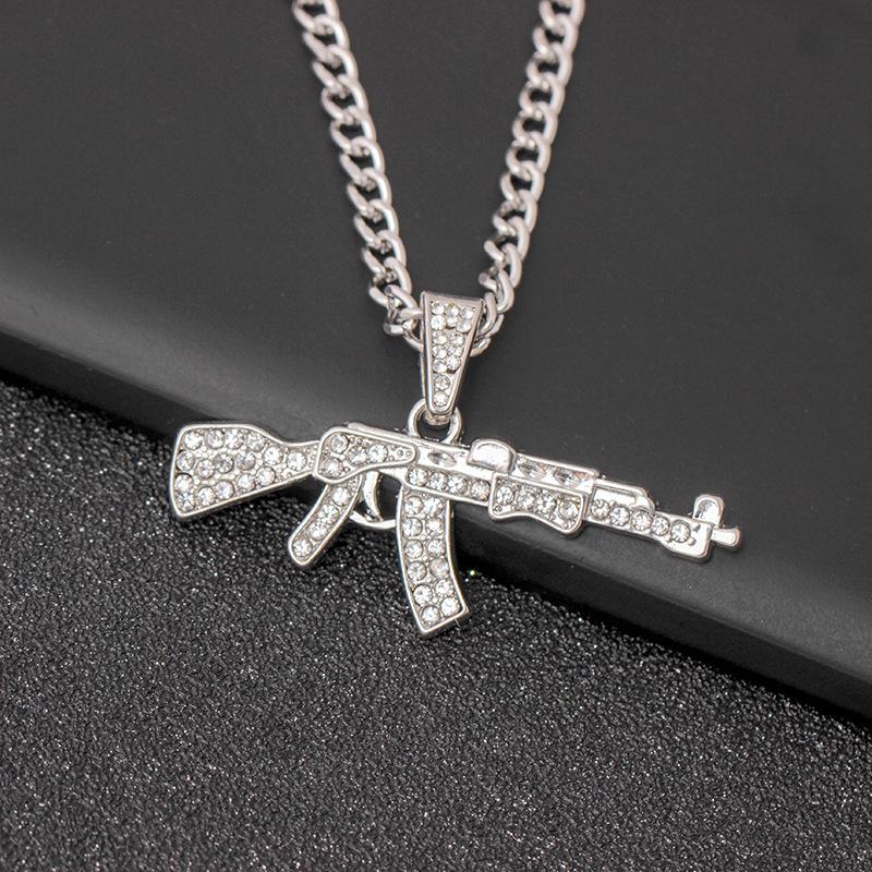 Fashion diamond-studded long gun necklace creative hip-hop submachine gun pendant jewelry