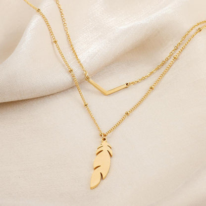 Trendy white tower fashion leaf double-layer stainless steel golden V-shaped leaf feather niche design clavicle chain