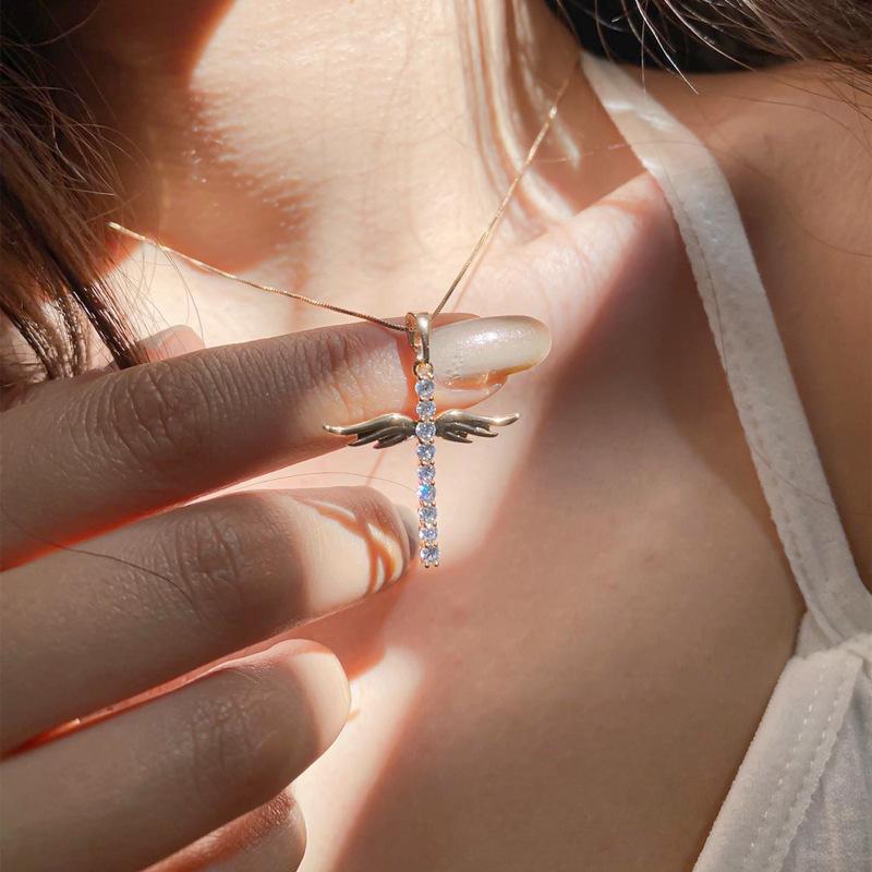Ins full diamond cross necklace fashion temperament niche design angel wings collarbone chain couple necklace