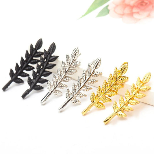 Fashion and simple leaf-shaped leaf-shaped stud earrings for women