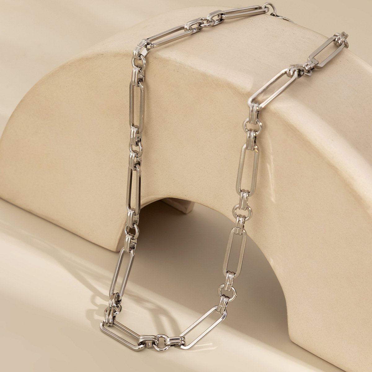 Jewelry Simple Metal Geometric Chain Necklace Female Hip Hop Fashion Clavicle Chain Versatile Necklace