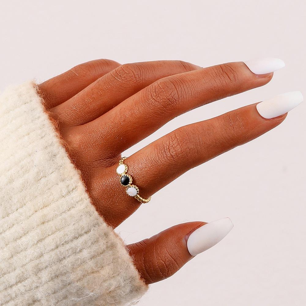 Simple fashion self-designed women's stainless steel creative opening adjustable black and white with ring
