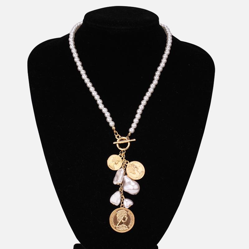 Vintage Baroque Irregular Tassel Imitation Pearl Necklace Beaded Chain Figure Coin Pendant Necklace