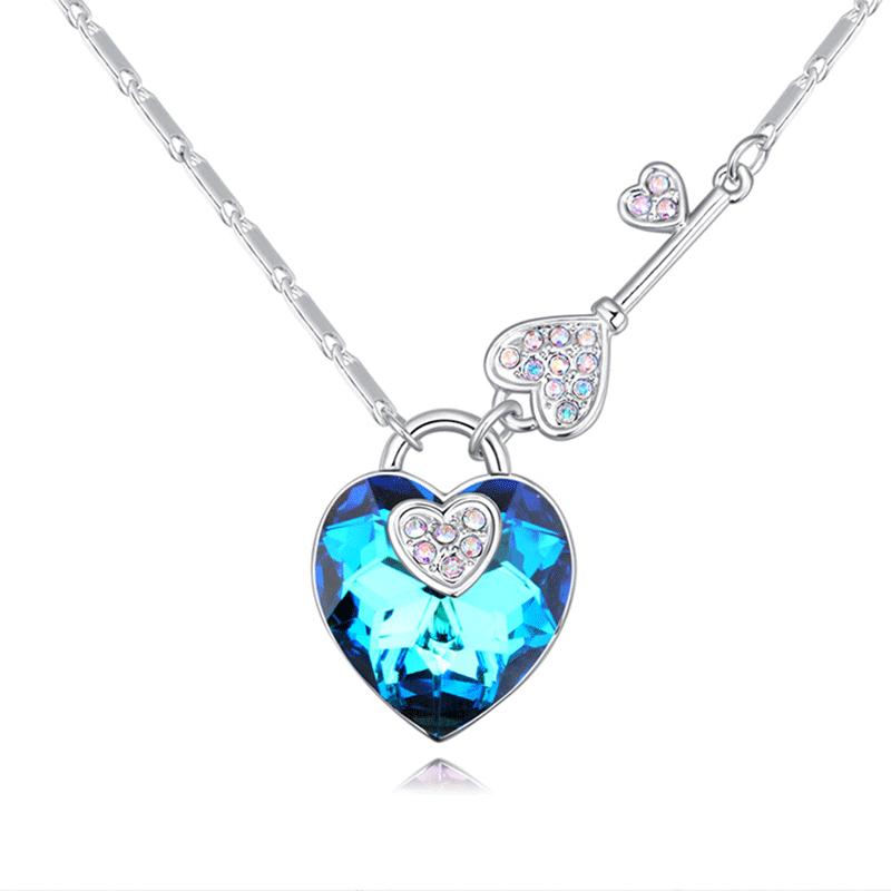 Fashion Ladies Key Love Shape Color Crystal Pendant Necklace Temperament Jewelry