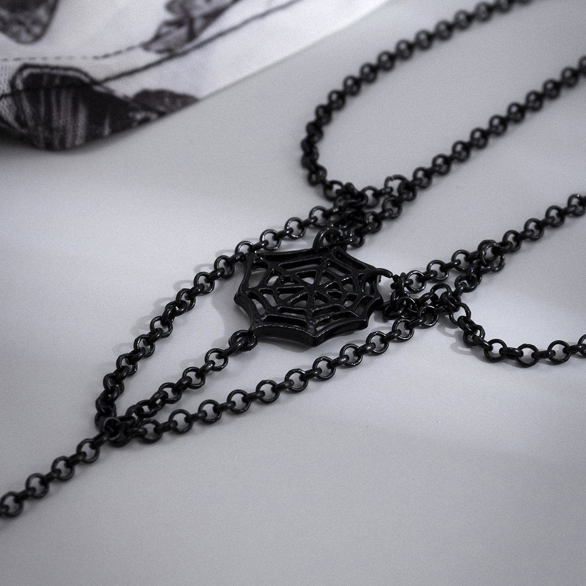 Jewelry Halloween Sweet Cool Spider Spider Web Necklace Female Simple Chain Tassel Black Necklace