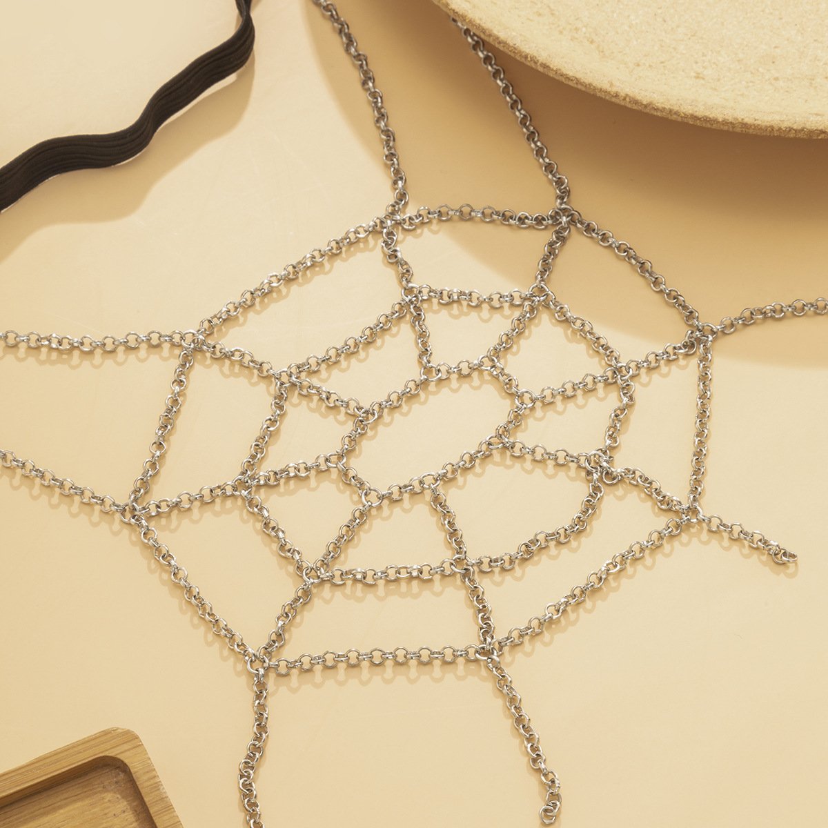Jewelry simple geometric metal body chain female personality hollow chain splicing cobweb thigh chain