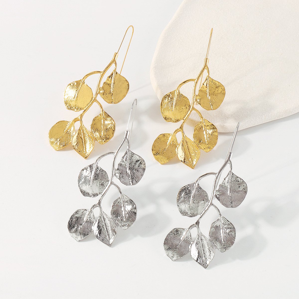 E1877 Retro Temperament Gold Leaf Earrings ZA Family Personality Earrings Simple Alloy Exaggerated Earrings