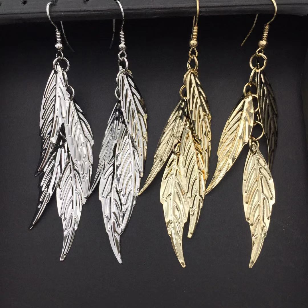 Four pieces of textured leaf sequin earrings popular exaggerated earrings