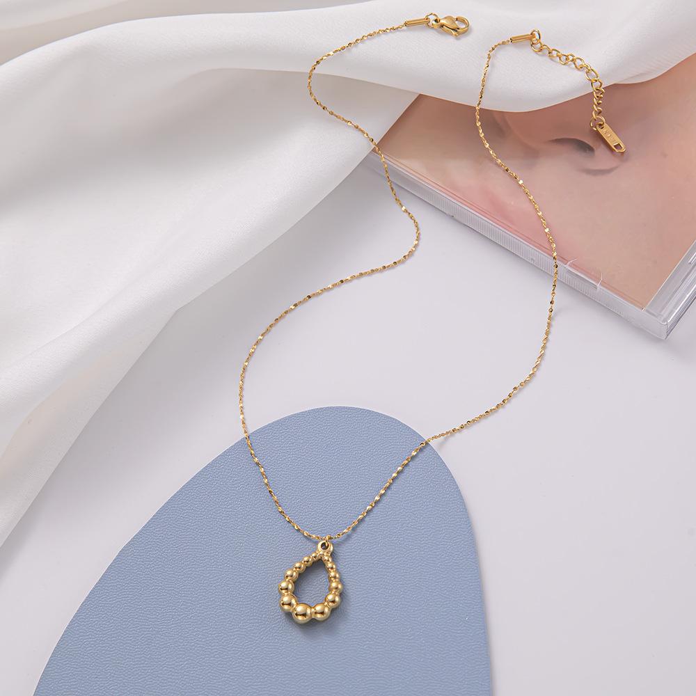 Niche retro hand-made irregular water drop necklace simple and versatile high-end clavicle chain female