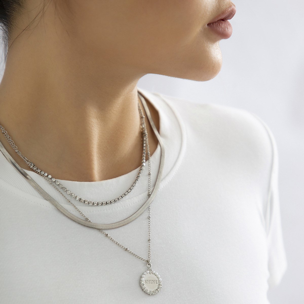 Jewelry Metal Hip-Hop Snake Bone Chain Necklace Simple Diamond-studded Pearl Alphabet Tag Necklace