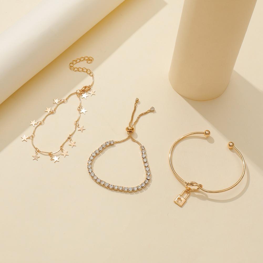 Multi-layer retro creative lock heart knotted bracelet single row diamond five-pointed star fashion metal handmade bracelet