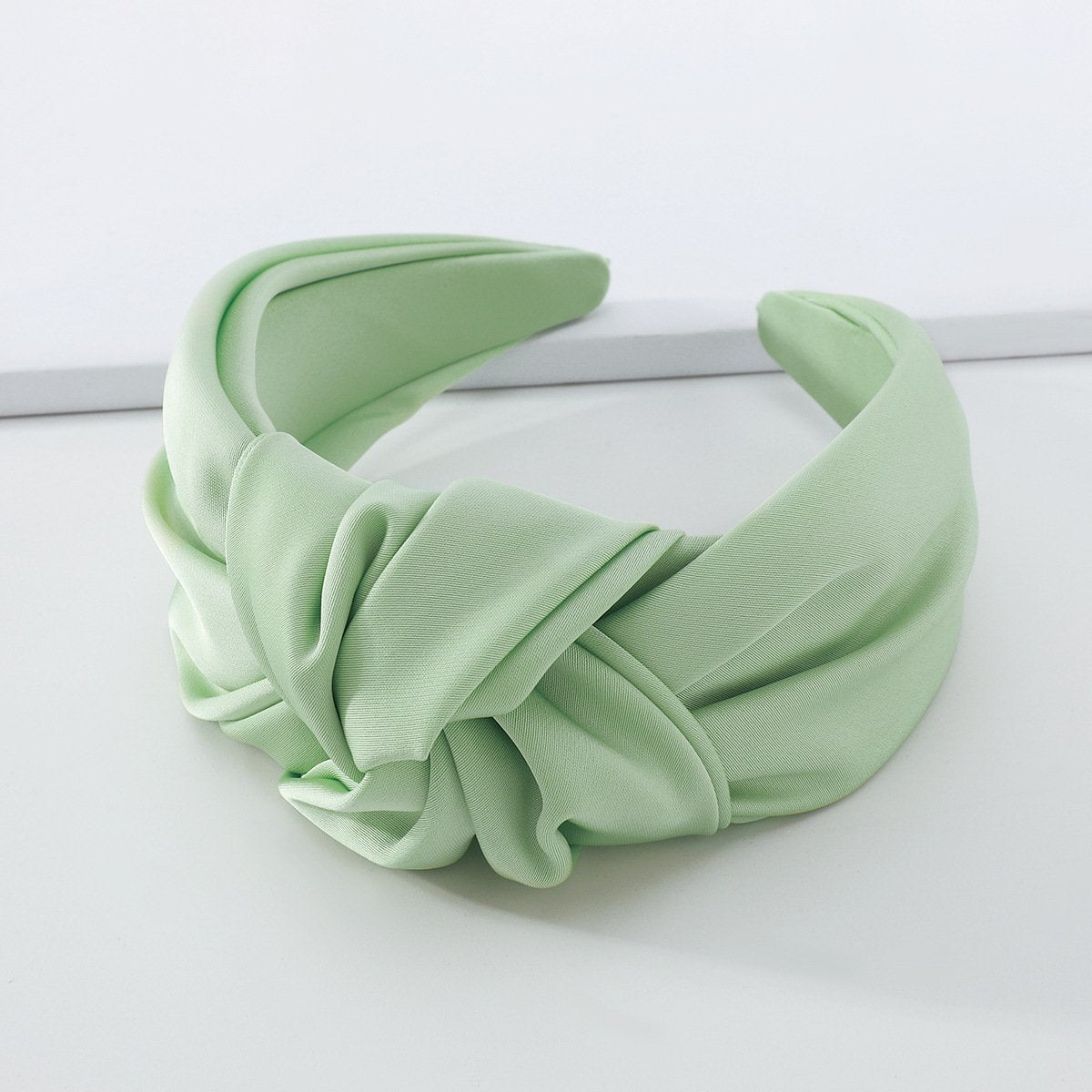 F4269 Internet celebrity fabric knotted sweet headband pure color wide-brimmed girl heart to reduce age and go out to press hair headband