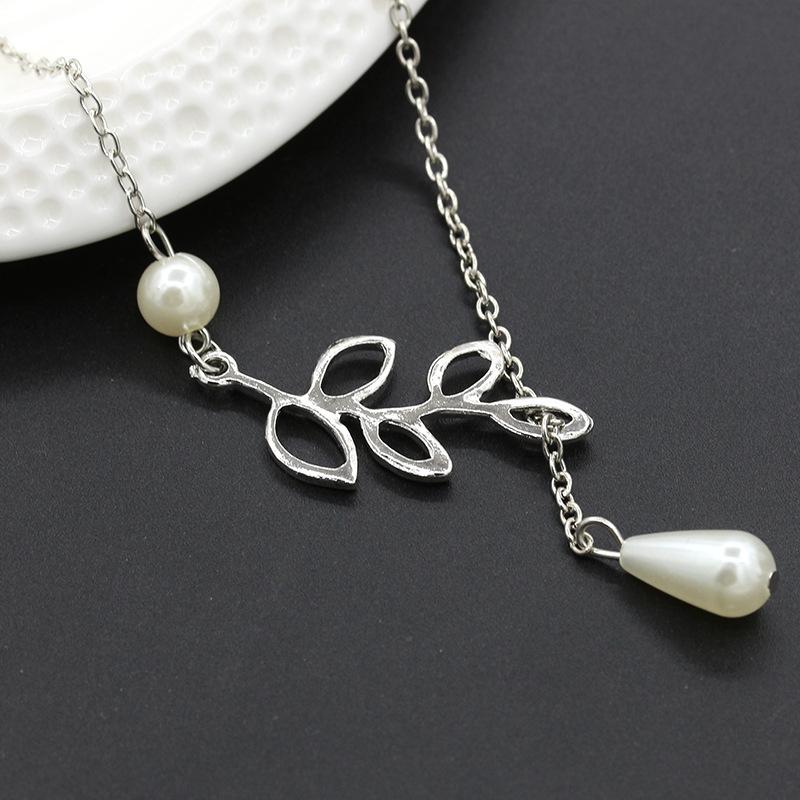 Fashion personality leaf pearl water drop necklace collarbone chain girls jewelry