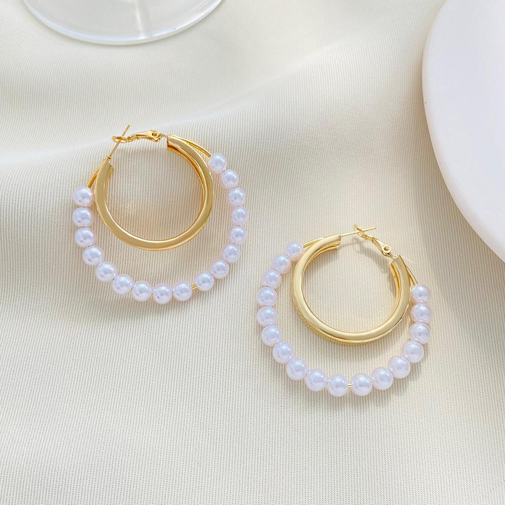 Pearl circle earrings female ins fashion exaggerated personality metal geometric large earrings temperament earrings