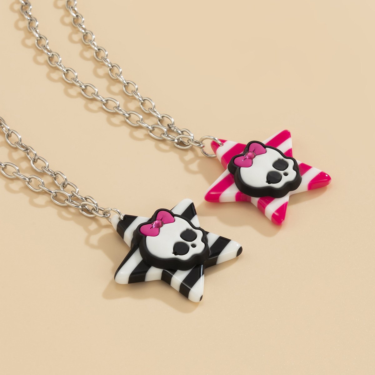 Ornaments Sweet Cool Star Striped Skull Necklace Female Simple Halloween Three-dimensional Creative Necklace