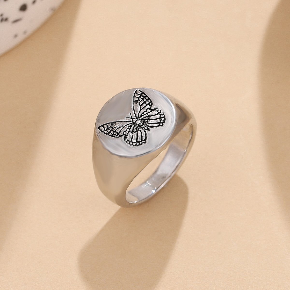 ins simple butterfly ring retro fashion niche engraving printing butterfly index finger ring temperament ring