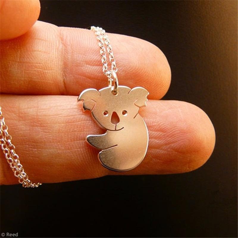 Fashion cute two-color mini bear necklace, cara bear clavicle chain female all-match alloy animal clavicle chain