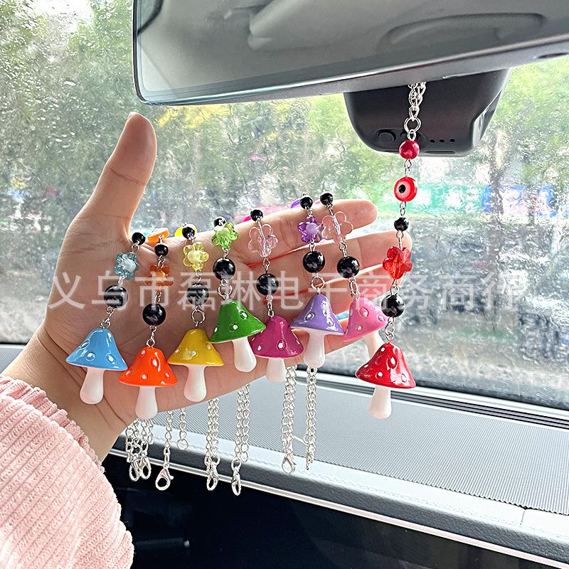 Fashion cartoon resin color small mushroom creative key chain men and women car bag key chain pendant